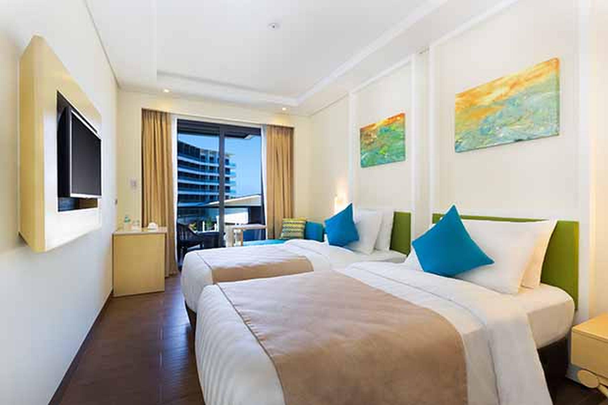 Savoy Boracay Newcoast Hotel 4*