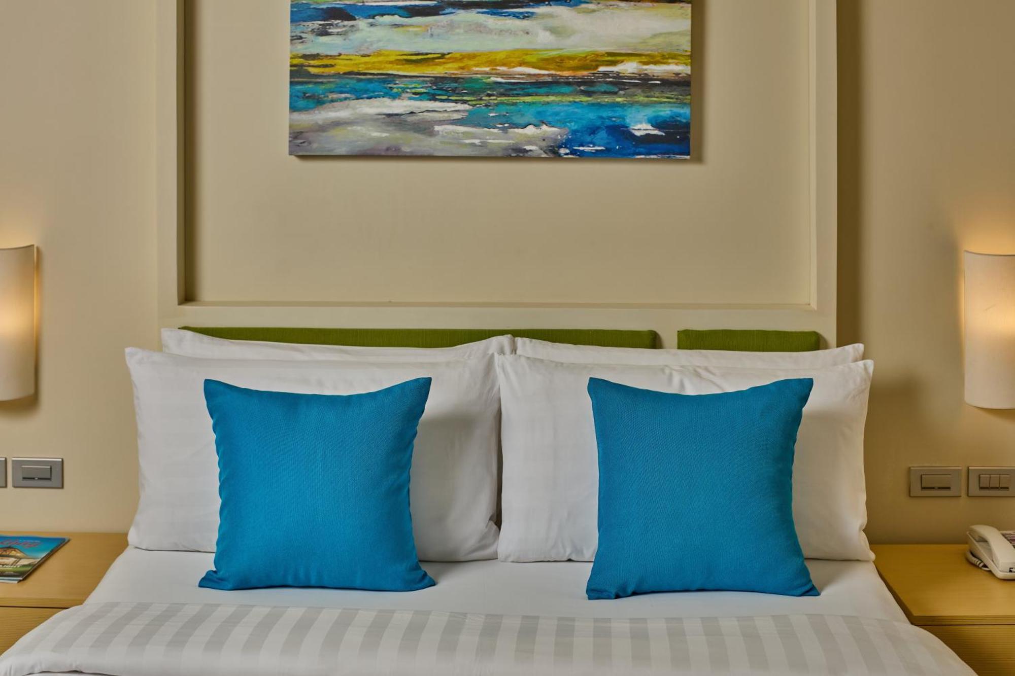 Savoy Boracay Newcoast 4*