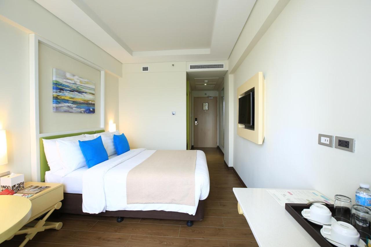 Savoy Boracay Newcoast Hotel 4*